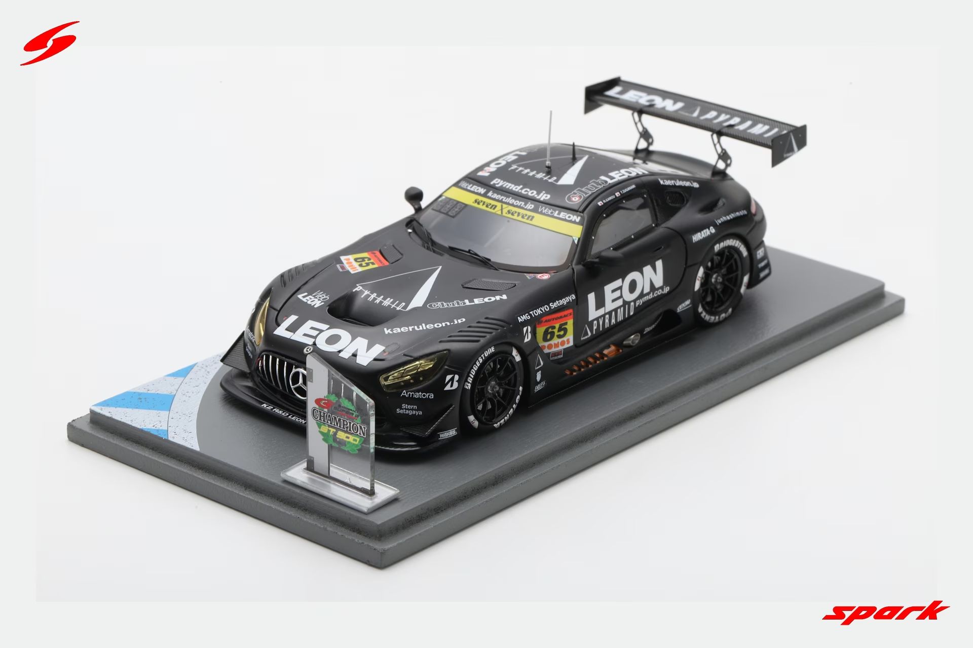 Spark(スパーク) 1/43 (レジン製) LEON PYRAMID AMG K2 R&D LEON RACING No.65 GT300 Class Champion SUPER GT 2025 N.Gamou／T.Suganami