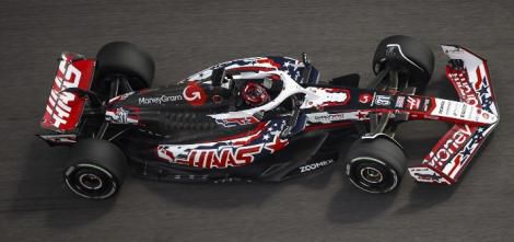 【最安値】ピクサー フォーキーSSP その他おまけ5枚セット 予約]Spark(スパーク) 1/64 (ダイキャスト製) Haas VF-25 No.31