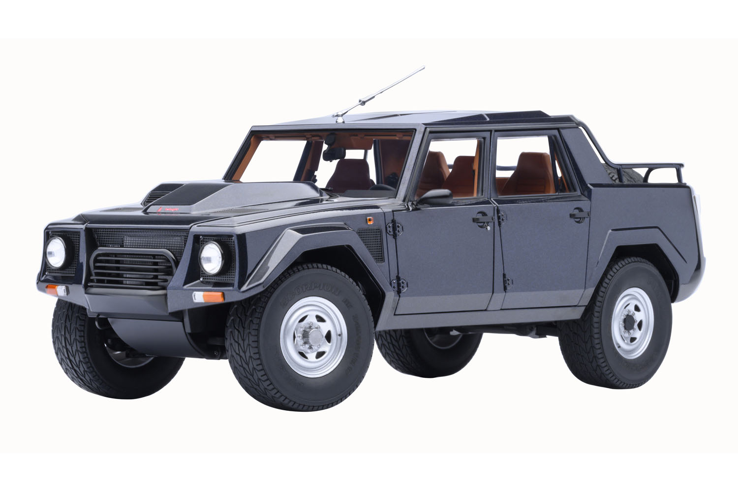 [予約]AUTOart (オートアート) コンポジットダイキャストモデル 1/18 (ダイキャスト製) ランボルギーニ LM002 （メタリック・ダークブルー）