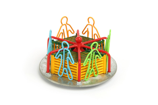 TINY（タイニー） Pg2 回転遊具