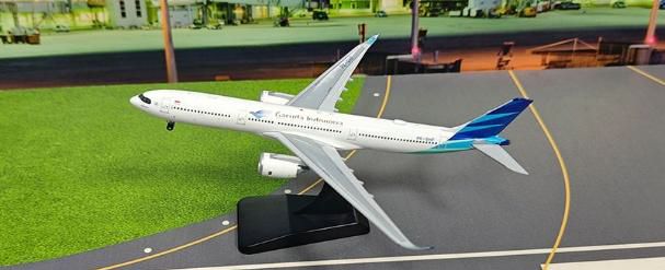 Aviation400 1/400 (ダイキャスト製) A330-900 Garuda Indonesia PK-GHF Aviation400 1/400 (ダイキャスト製) A330-900 Garuda Indonesia PK-GHF