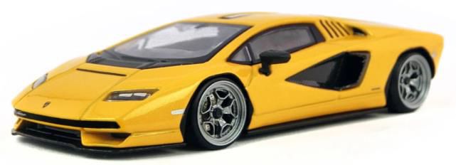D MODEL 1/64 Lamborghini カウンタック (LPI 800-4) イエロー