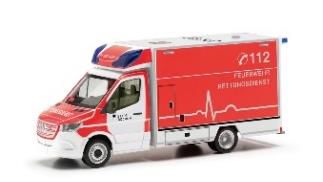 herpa Cars&Trucks 1/87 (プラスチック製) メルセデスベンツ Sprinter 18 RTW ボーフム消防署
