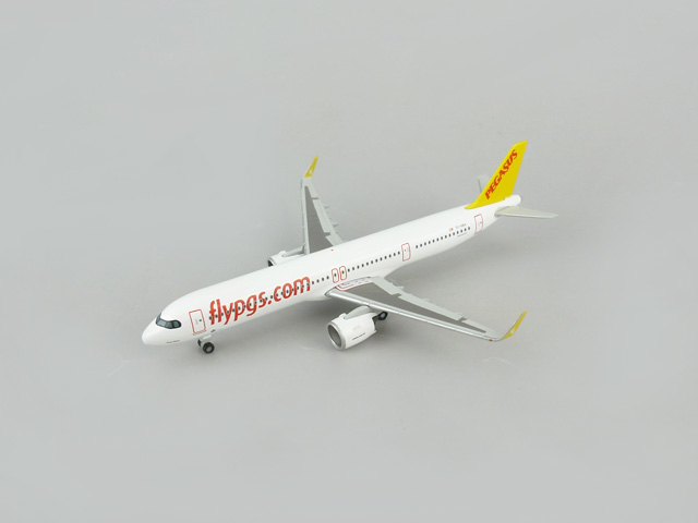 herpa wings 1/500 (ダイキャスト製) A321neo ペガサス航空 "Asem Z?mra" TC-RBA