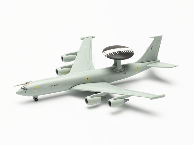 herpa wings 1/500 (ダイキャスト製) E-3D イギリス空軍 8SQ RAFワディントン シェーダー作戦 RAFアクロティリ ZH101