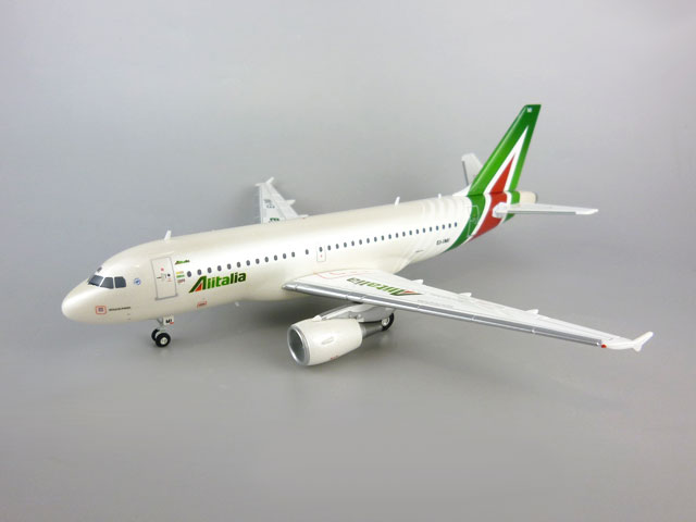 herpa wings 1/200 A319 アリタリア航空 n/c "Isola di Ponza" EI-IMI