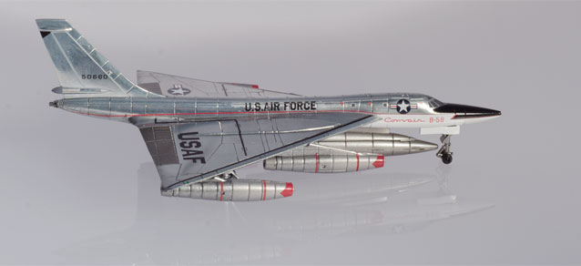 herpa wings 1/200 XB-58 ハスラー アメリカ空軍 55-0660 (ランディングギア脱着可)