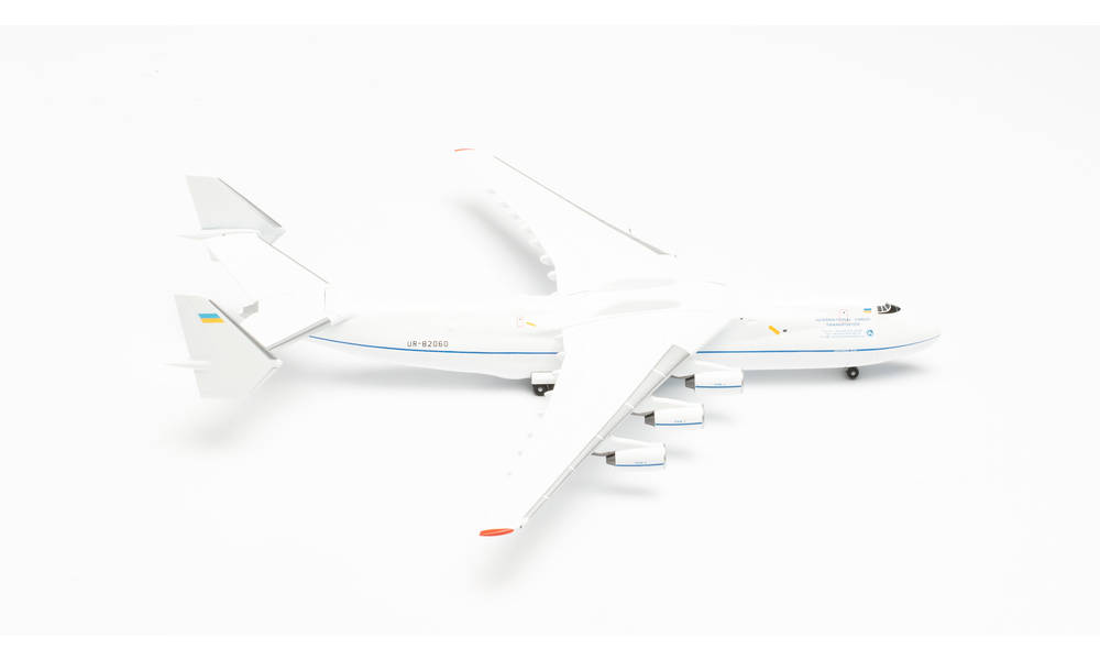 herpa wings 1/400 AN-225 アントノフ航空 Aviasvit XXI 2008 UR