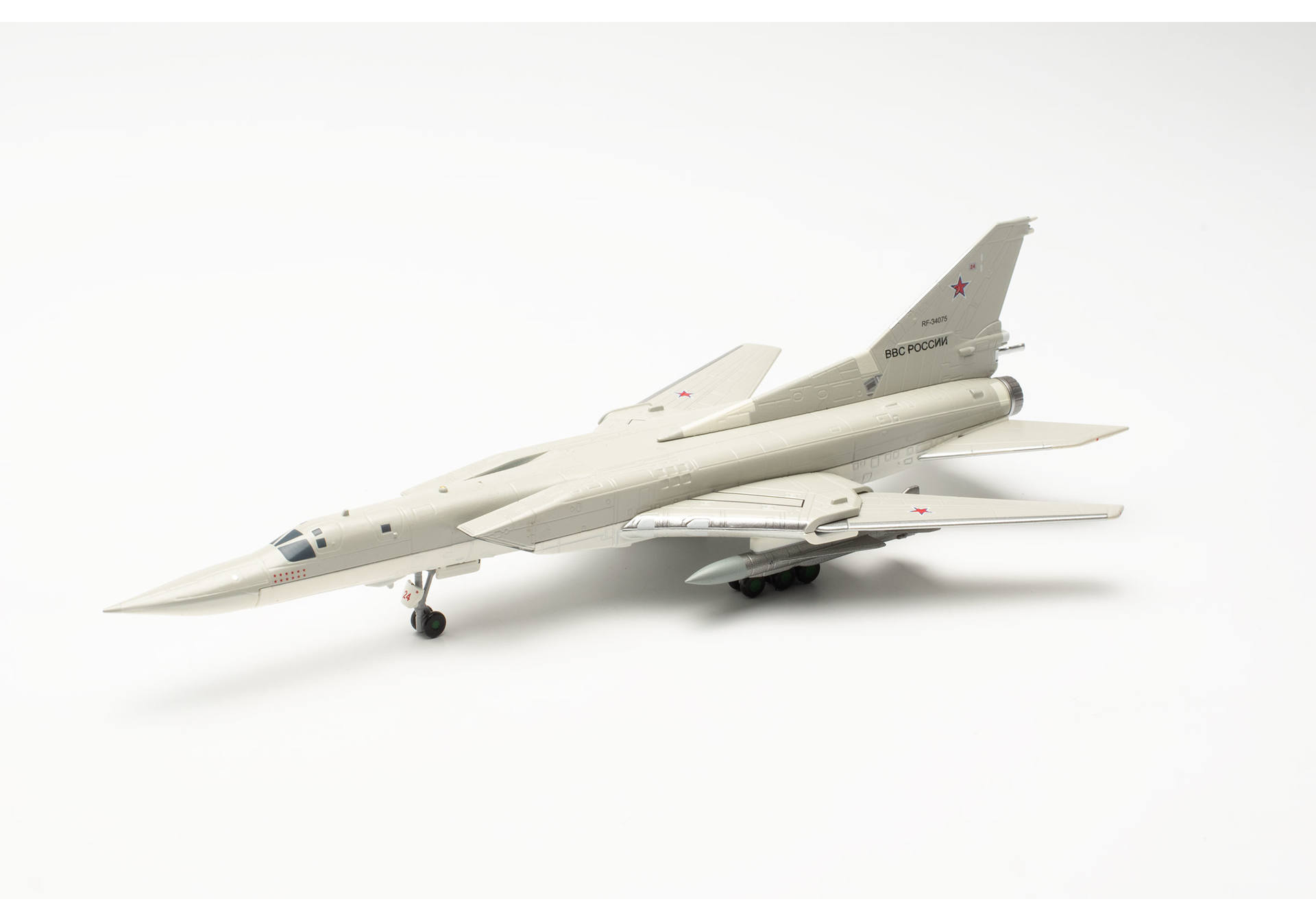 herpa wings 1/200 TU-22M3 ロシア空軍 ジェギレヴォ空軍基地 RF