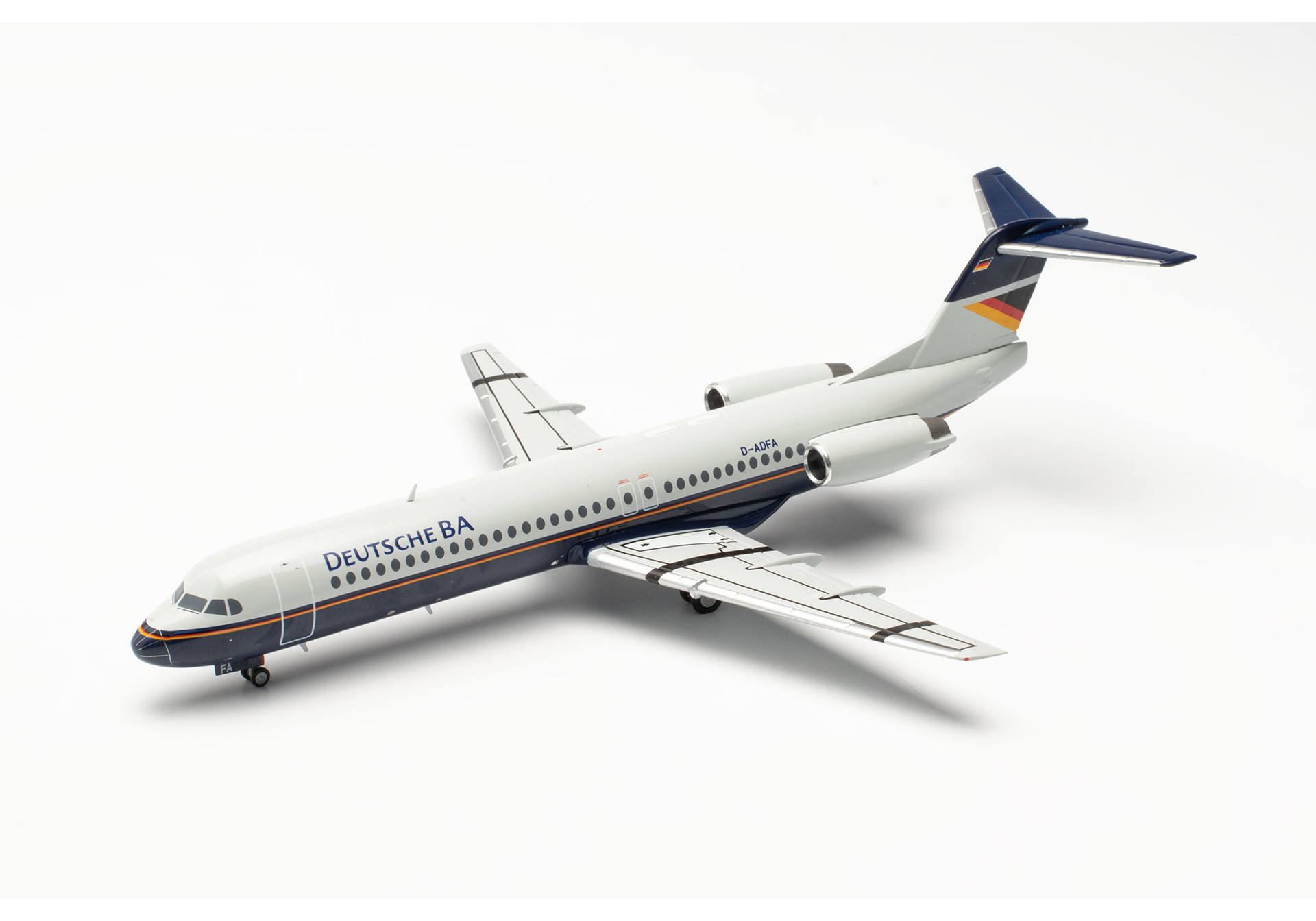 herpa wings 1/200 Fokker 100 ドイチェ BA D-ADFA