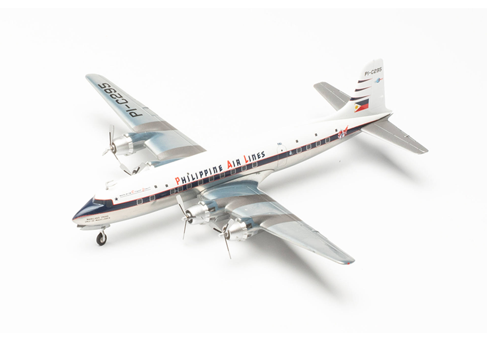 herpa wings 1/200 DC-6B フィリピン航空 “Magellan's Cross / Cruz de