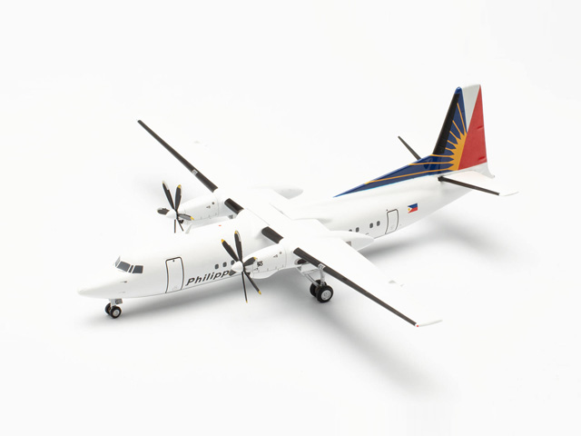 herpa wings 1/200 Fokker 50 フィリピン航空 PH-PRG ガリバー