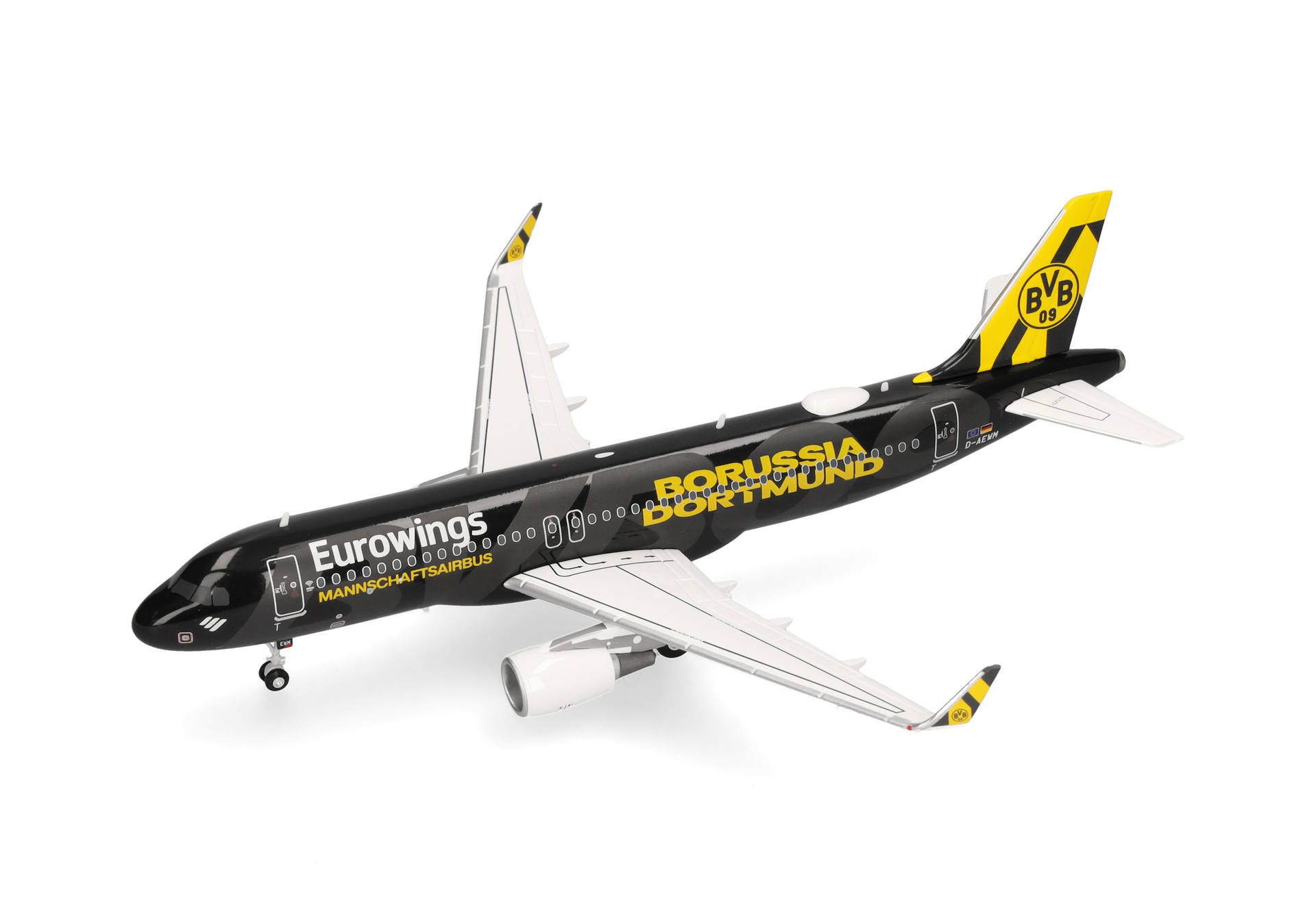 herpa wings 1/200 (プラスチック製) A320 ユーロウィングス "BVB Mannschaftsairbus" (2025) D-AEWM