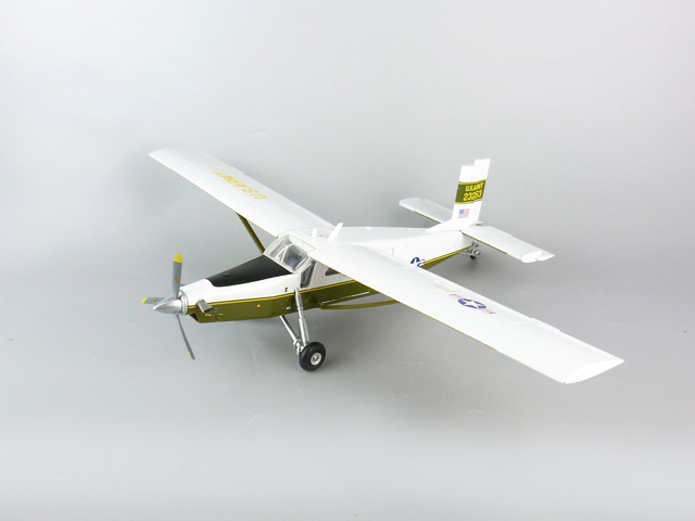 herpa wings 1/72 ピラタス UV-20A (PC-6) アメリカ陸軍 9-23253 "チリカフア" 1981