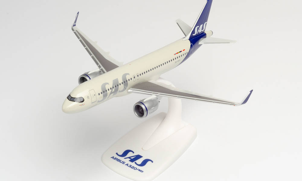 herpa wings 1/200 (snap) A320neo SAS スカンジナビア航空 "Roar Viking" SE-ROX ※プラスチック製、スナップフィット