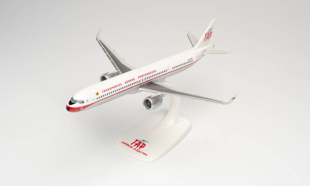 herpa wings 1/200 (プラスチック製) TAP Air Portugal Airbus A321neo