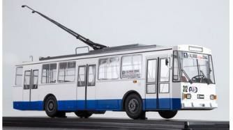 herpa Cars&Trucks 1/43 シュコダ 14tr バス ホワイト/ブルー