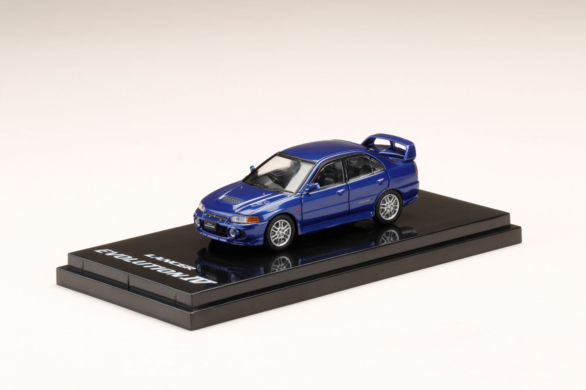 4R-703 ホビージャパン 1/64 三菱 ランサー GSR