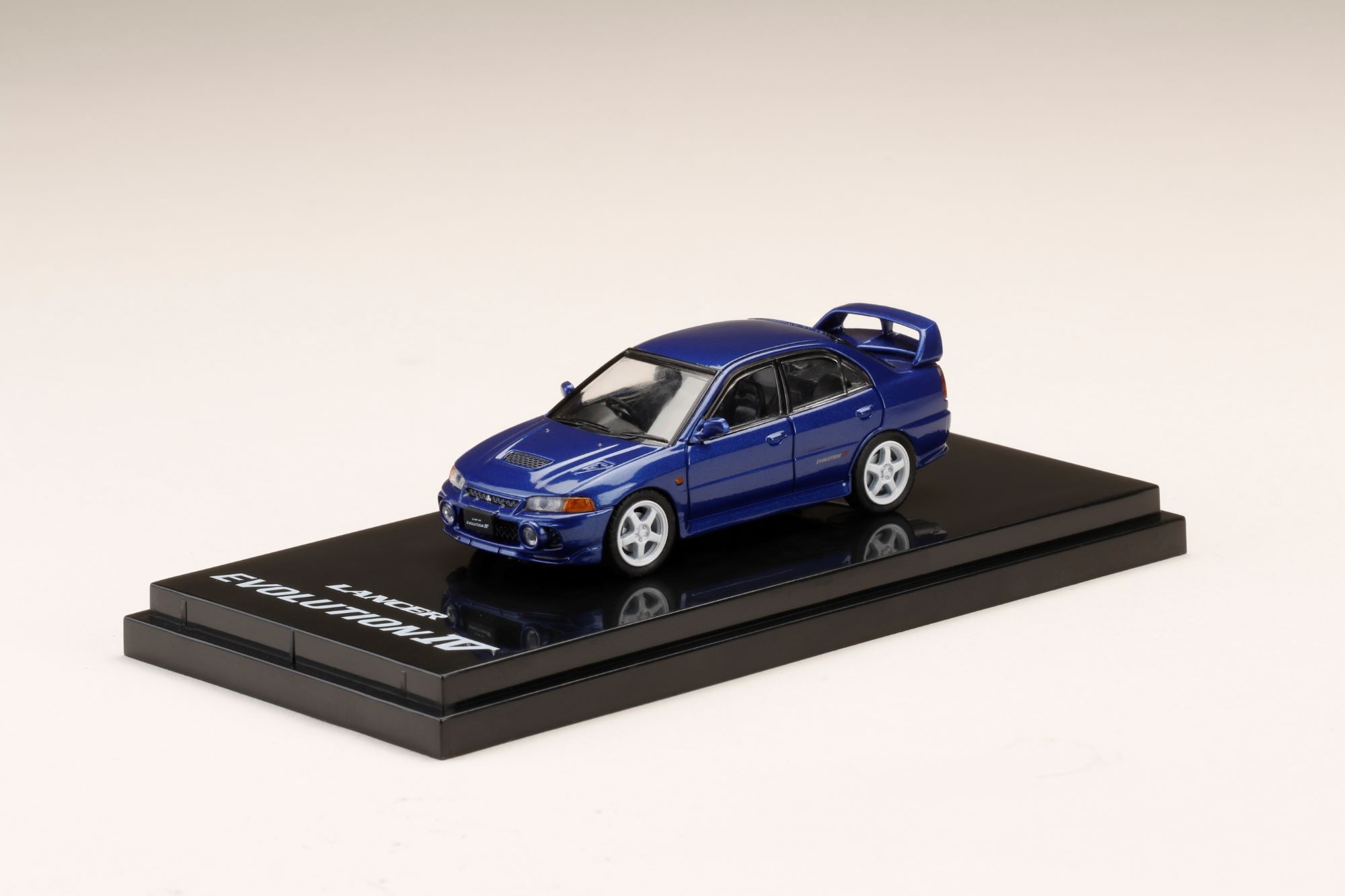 ホビージャパン 1/64 三菱ランサーGSR Evolution IV (CN9A) カスタムバージョン アイセルブルー