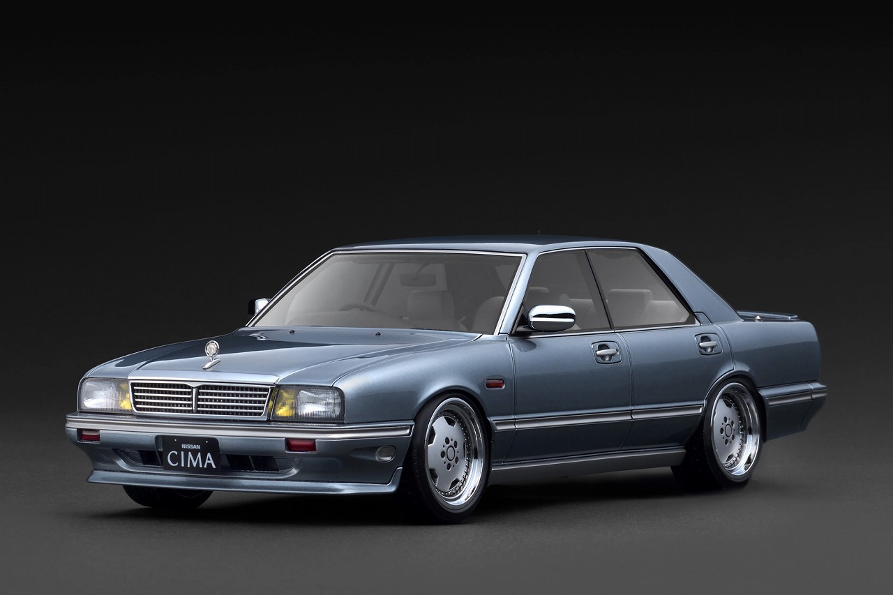 ignition model(イグニッションモデル) 1/18 (レジン製) NISSAN GLORIA