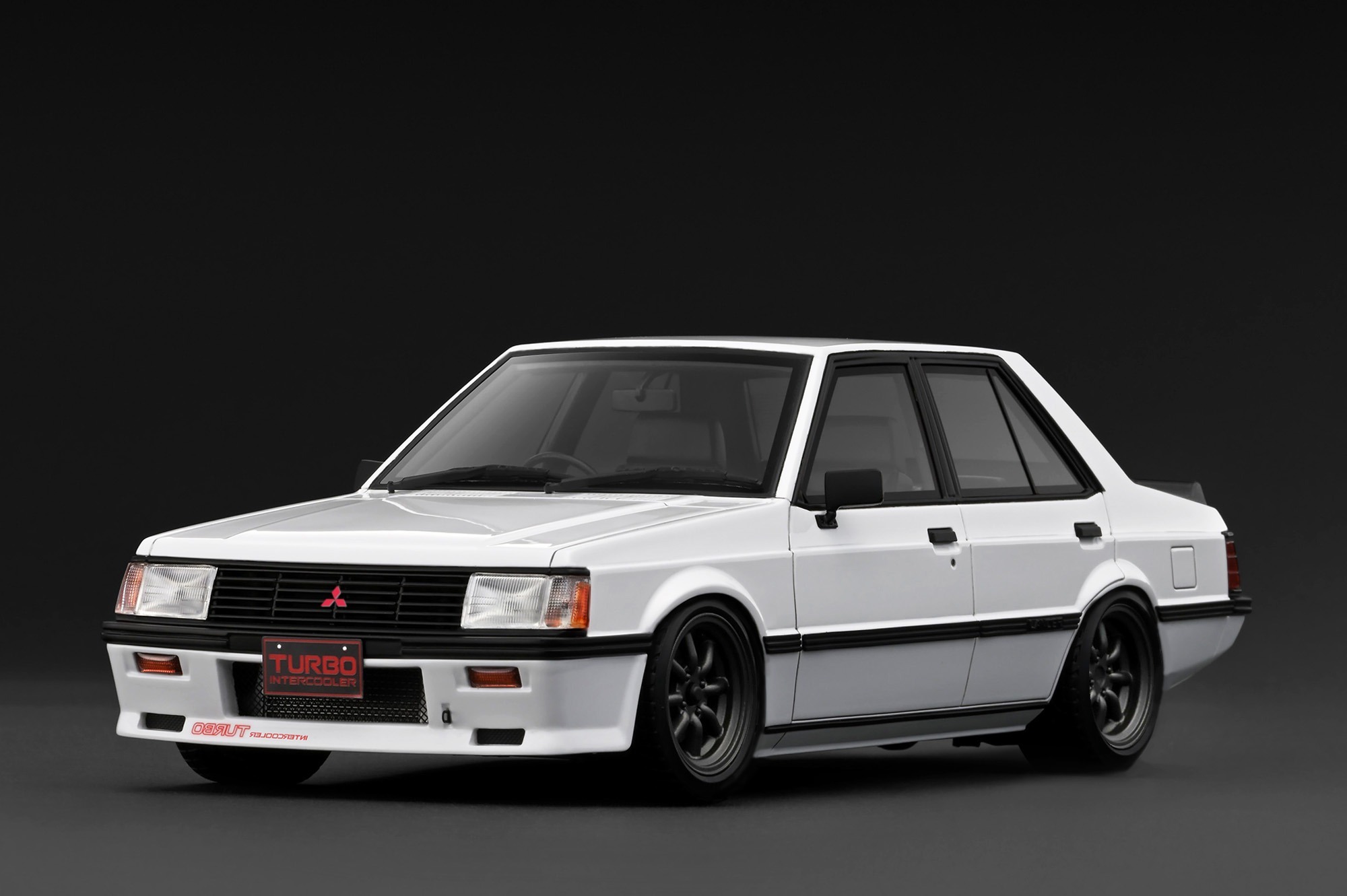 [予約]ignition model(イグニッションモデル) 1/18 (レジン製) Mitsubishi Lancer EX GSR Turbo (A175A) White
