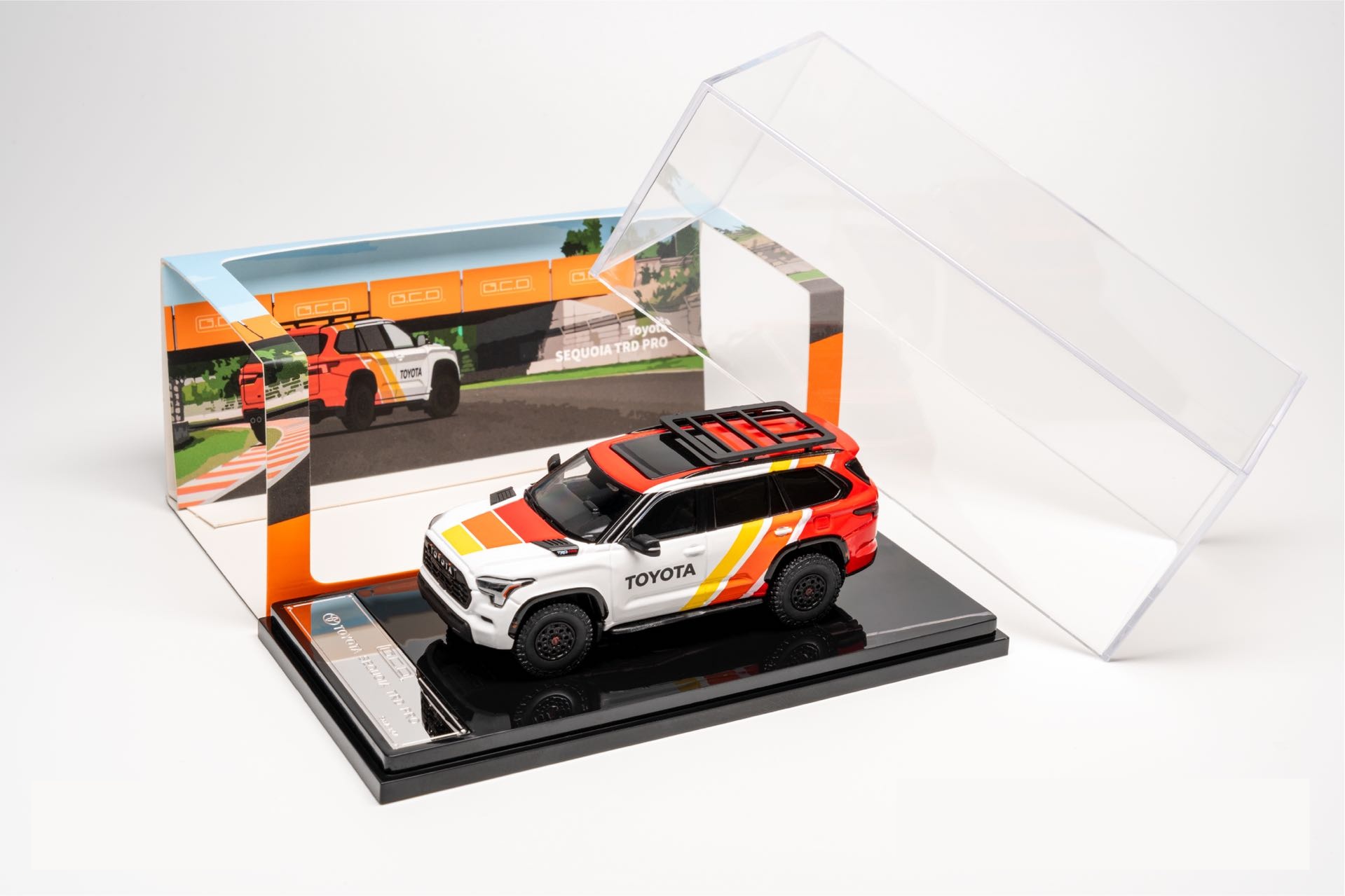 [予約]ゲインコーププロダクツ 1/64 (ダイキャスト製) Toyota Sequoia TRD PRO ホワイト/TRDデコレーション