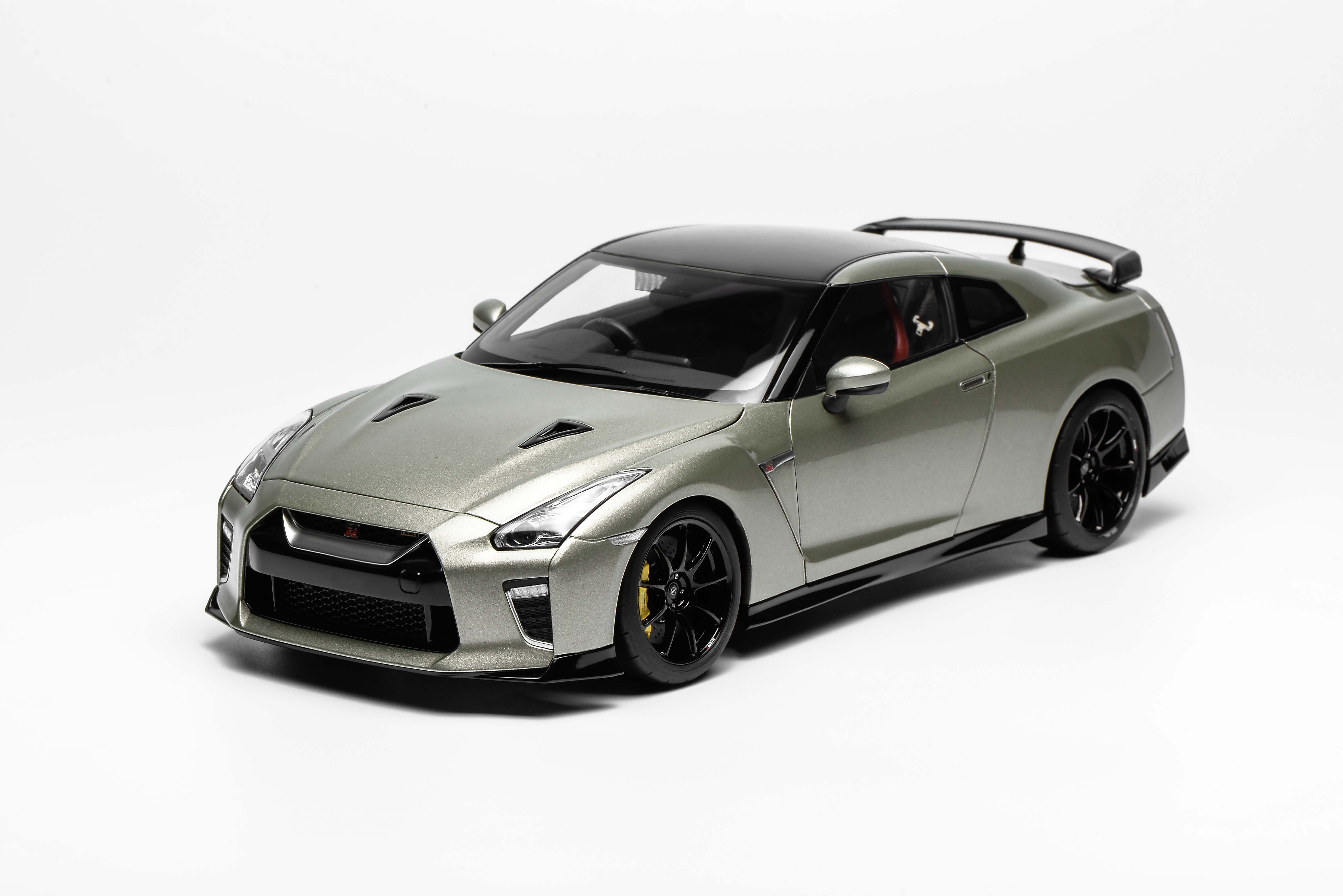 ミニカー 1/18 35GTR MOTORHELIX(モーターへリックス) 1/18 (ダイキャスト製) 日産 GT