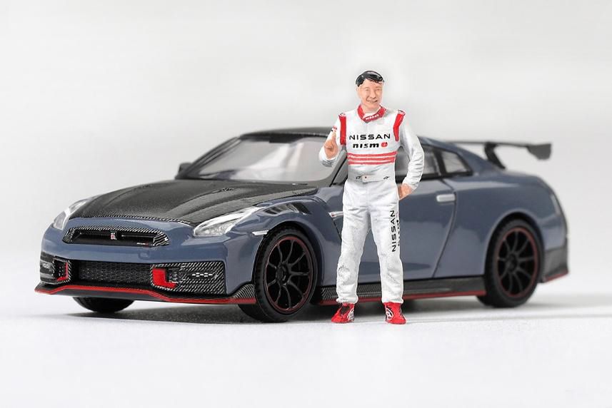 [予約]MINI GT 1/64 (ダイキャスト製) Nissan GT-R NISMO 2024 筑波サーキット市販車最速ラップ記録車 松田次生コレクション w/ 松田次生氏フィギュア(右ハンドル)