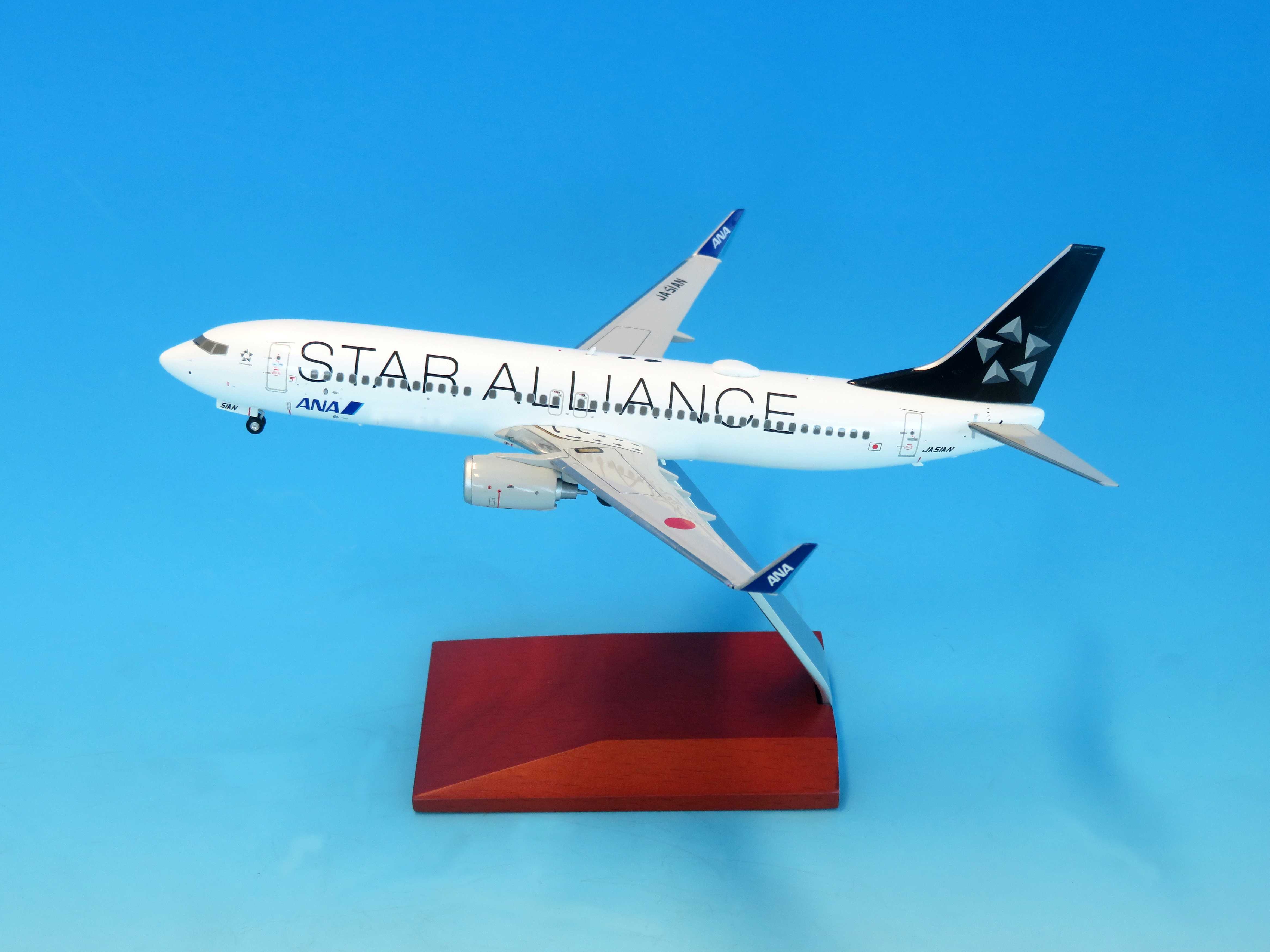 全日空商事 1/200 (ダイキャスト製) 737-800 JA51AN STAR ALLIANCE