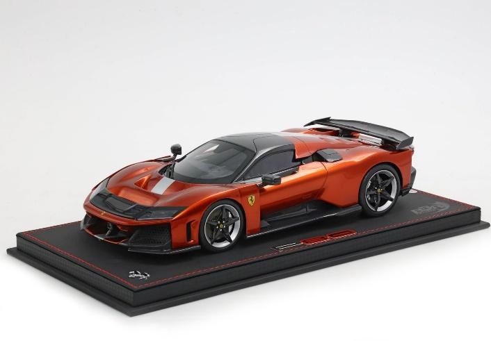 [予約]BBR MODELS 1/18 (レジン製) Ferrari F80 carbon optional Rame Mica and carbon -silver wheels ※ケース付