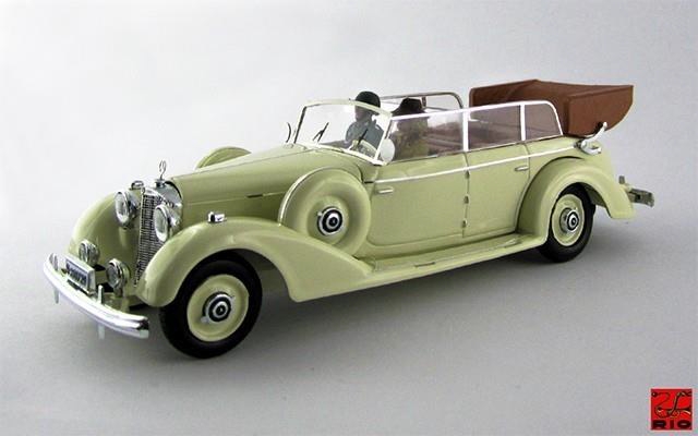RIO (リオ) 1/43 メルセデス 770K 1938 ホワイト フィギュア2体付（エヴァ・ブラウン／ガード）　＊再入荷