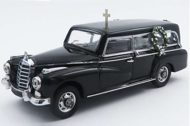 Conrad モデル 1/35 メルセデスベンツ 300TE 当時物 西ドイツ Conrad モデル 1/35 メルセデスベンツ 300TE 当時物 西ドイツ
