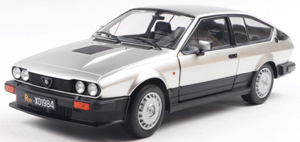 SOLIDO(ソリド) 1/18 (ダイキャスト製) アルファロメオ GTV6