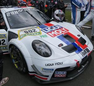 Spark(スパーク) 1/43 (レジン製) Porsche 911 GT3 Cup (992) No.902