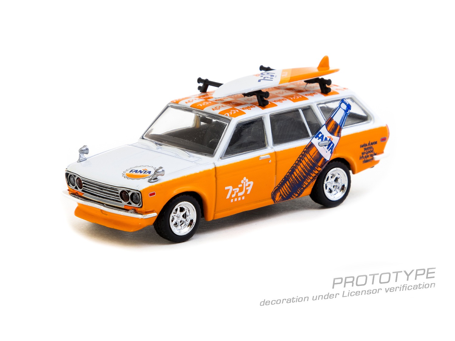 Tarmac(ターマック) 1/64 (ダイキャスト製) Datsun Bluebird 510 Wagon FANTA