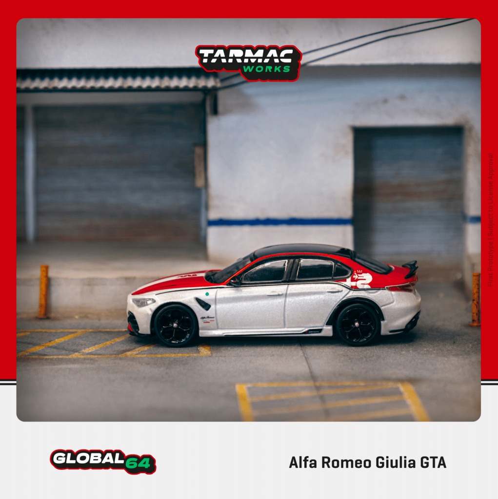 Tarmac（ターマック）1/64 Alfa Romeo Giulia GTA Red/White