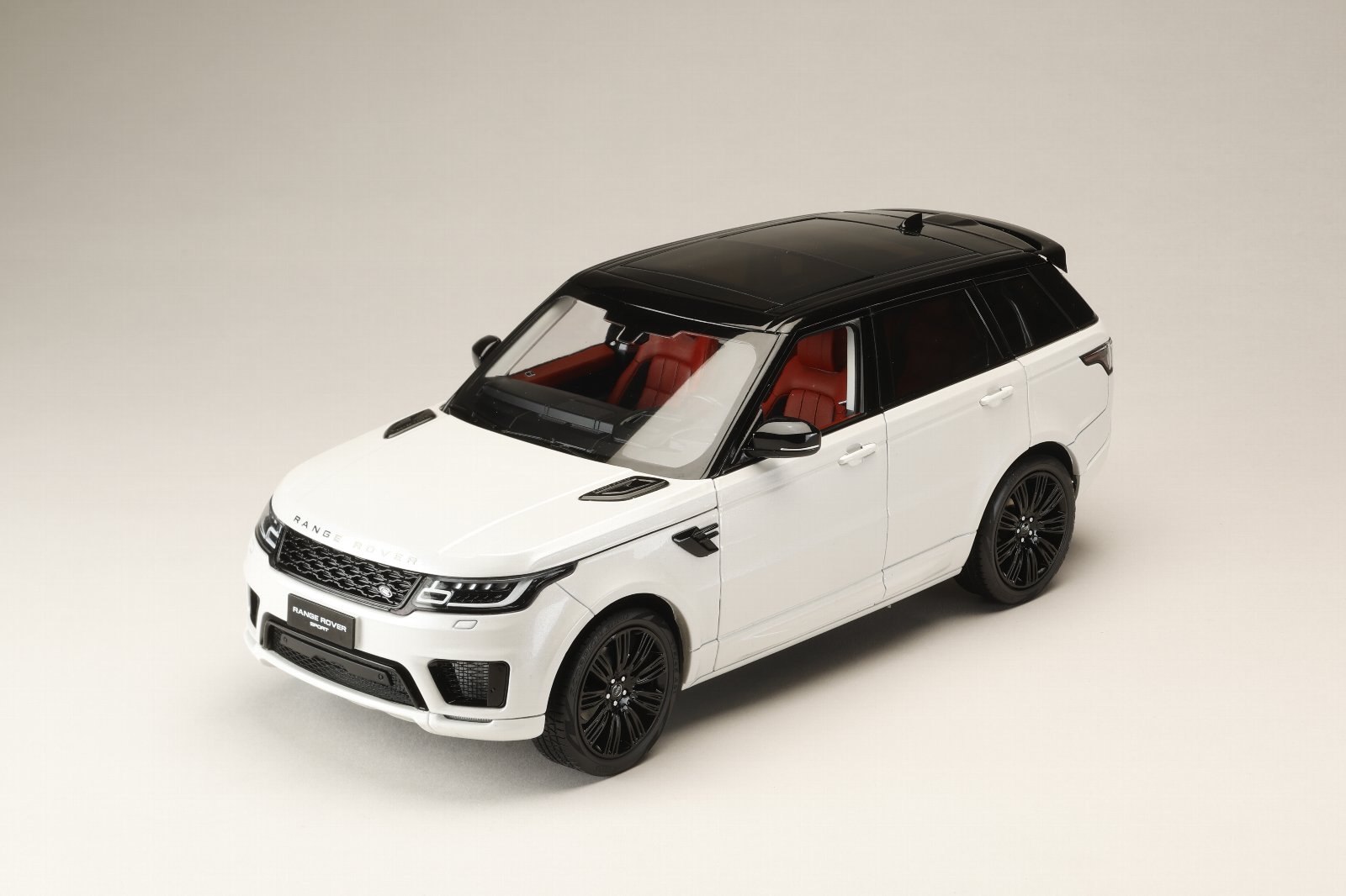 [予約]WHELART(ウィールアート) 1/18 (ダイキャスト製) RANGE ROVER SPORT -LHD-  ホワイト(レッドインテリア）