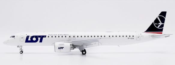 [予約]JC WINGS 1/200 (ダイキャスト製) E195-E2 LOT Polish Airlines SP-LEA [FD]