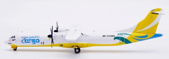 JC WINGS 1/400 (ダイキャスト製) ATR72-500F Cebu Pacific Cargo RP-C7253