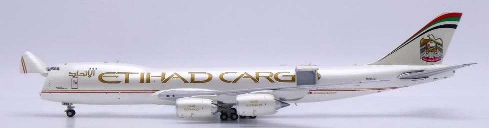 JC WINGS 1/400 (ダイキャスト製) 747-8F Etihad Cargo 開閉選択