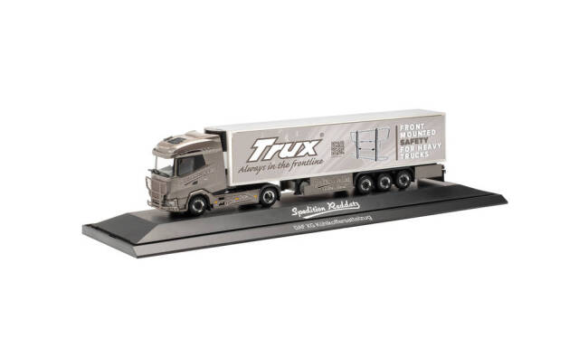 herpa Cars&Trucks 1/87 DAF XG 冷蔵ボックス セミトレーラー "Sven Raddatz/TRUX"