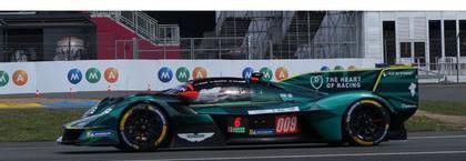 [予約]Spark(スパーク) 1/18 (レジン製) Aston Martin Valkyrie No.009 ASTON MARTIN THOR TEAM Le Mans 24H 2026 A.Riberas／M.S?rensen／R.De Angelis
