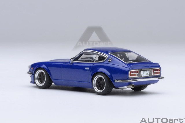 AUTOart オートアート 1/64　「湾岸ミッドナイト」 3種セット AUTOart 1/64 日産 フェアレディZ （S30） 「湾岸ミッドナイト