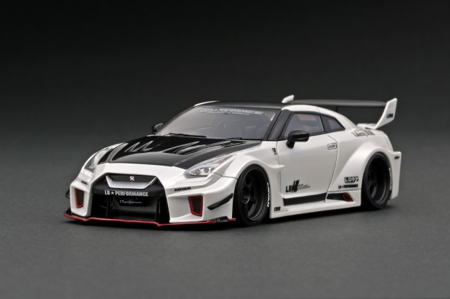 ignition model（イグニッションモデル） 1/43 LB-Silhouette WORKS GT Nissan 35GT-RR ホワイト  ★生産予定数：100pcs