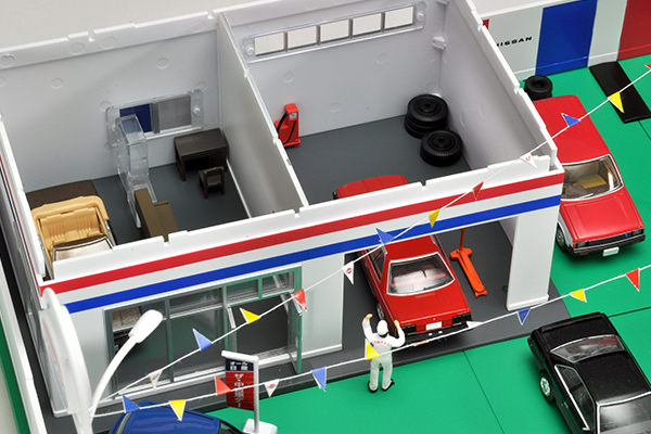 ◉トミカラマヴィンテージ（1/64サイズジオラマ）中古車店【ユーティリタス 】 ミニカー/完成品 トミカラマヴィンテージ04e 1/64 中古車店