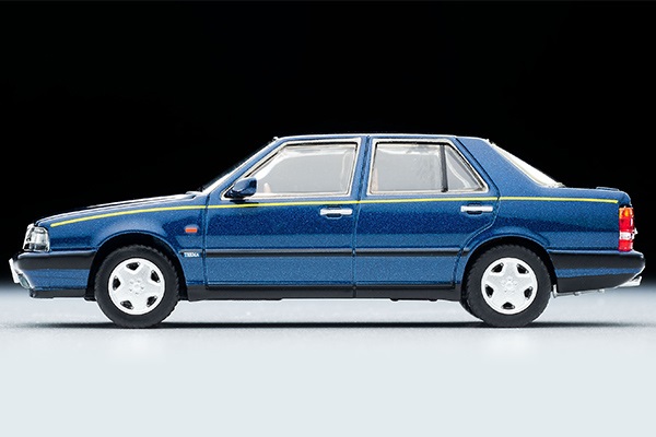 トミカリミテッドヴィンテージネオ 1/64 ランチア テーマ 8.32