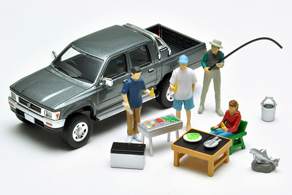 トミカリミテッドヴィンテージネオ 1/64 ジオコレ64 #カースナップ14a BBQ2（トヨタ ハイラックス 4WD 付属）