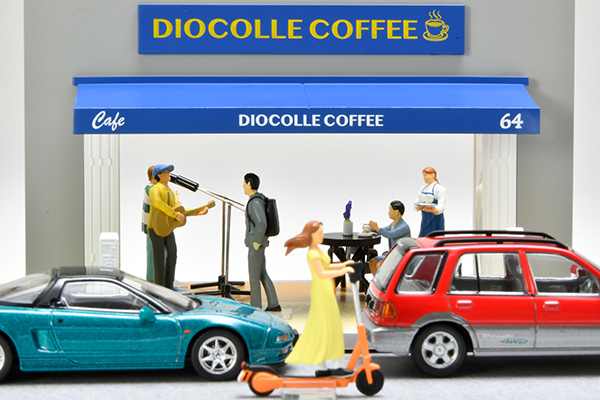 コレクター歓喜★味のあるミニカー&バス4台動くギミック満載! 大人も欲しい車セッ トミカリミテッドヴィンテージネオ 1/64 (ダイキャスト製・ABS製・PVC