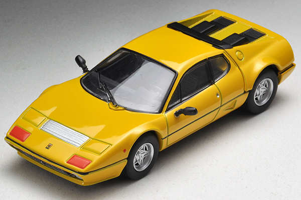 トミカリミテッドヴィンテージネオ 1/64 フェラーリ 512 BBi（黄）
