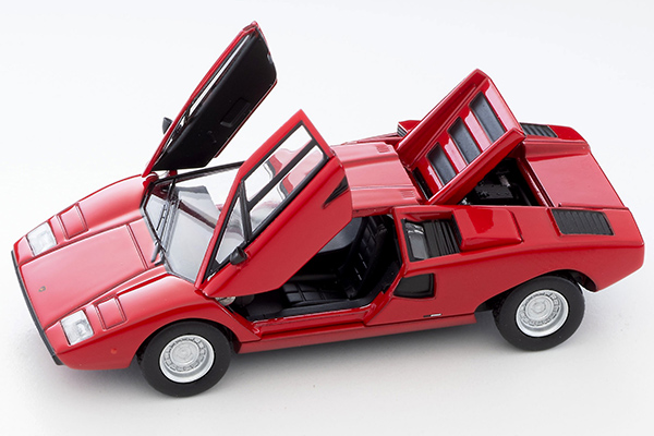 トミカリミテッドヴィンテージネオ 1/64 ランボルギーニ
